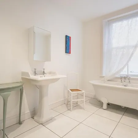 Дом отдыха 3 Bed In Keswick Sz030 *